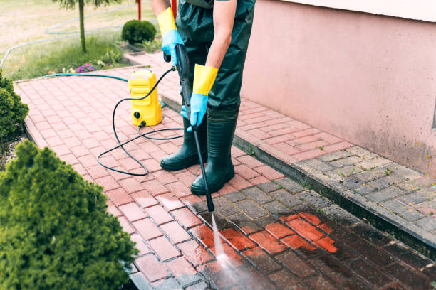 Best Fence Cleaning  in Garrett, WA