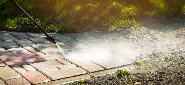 Best Sidewalk and Walkway Cleaning  in Garrett, WA
